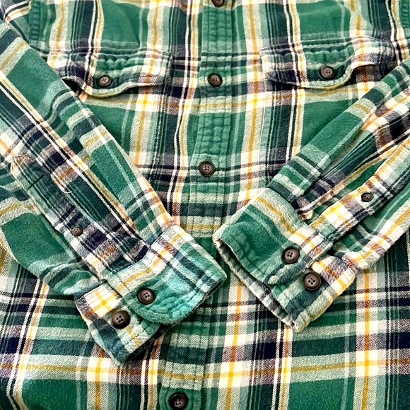 Sonoma~Flannel Shirt / Modern Fit / Button Front - Picture 5 of 9
